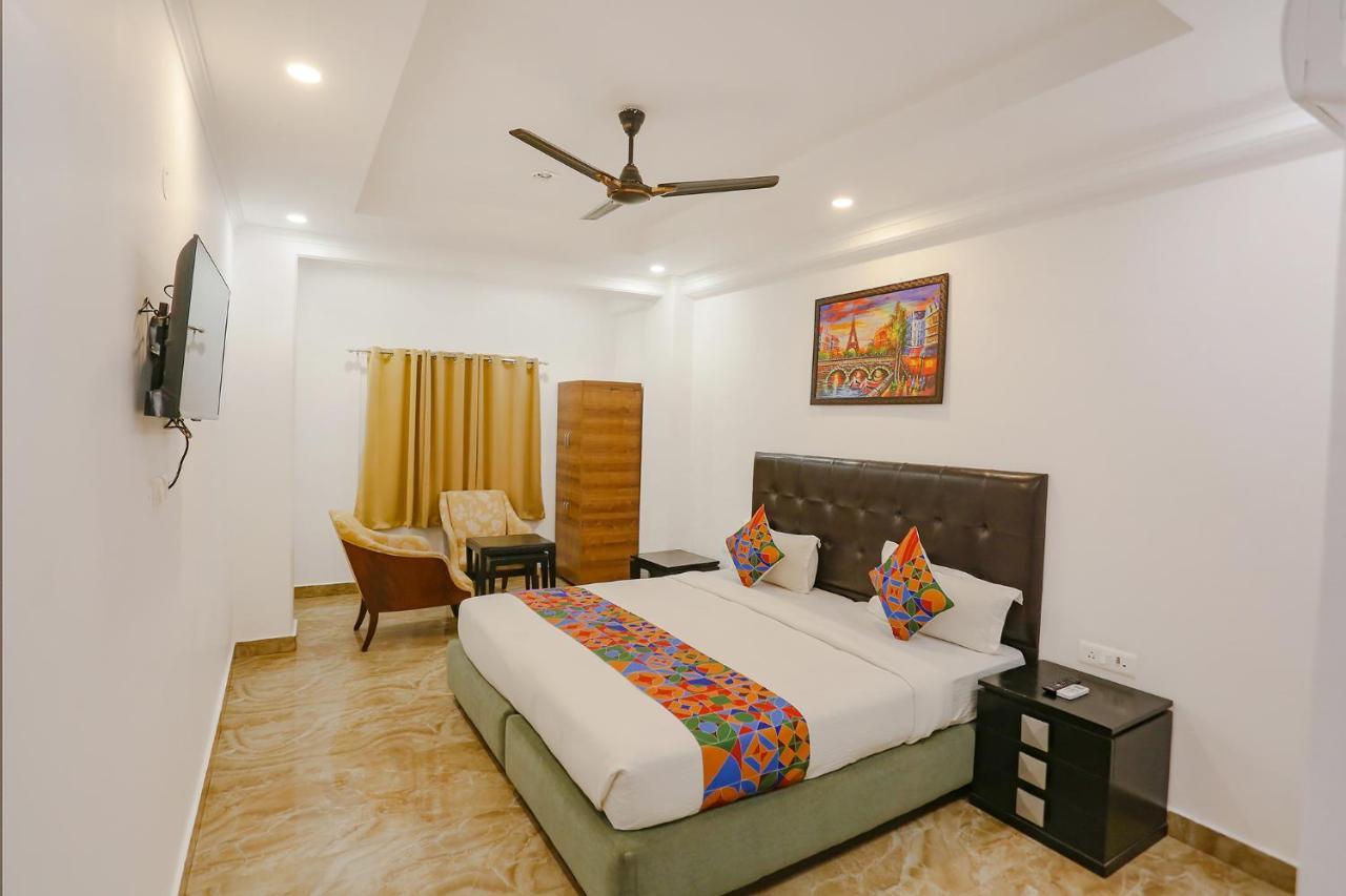 Fabexpress Taj Residency Near Yashobhoomi Convention Centre Hotel Delhi  Luaran gambar