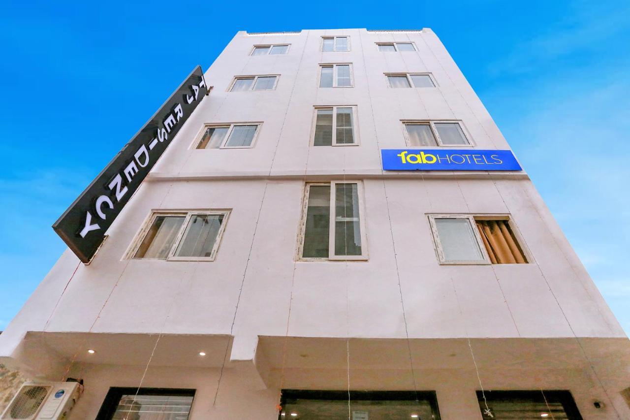 Fabexpress Taj Residency Near Yashobhoomi Convention Centre Hotel Delhi  Luaran gambar