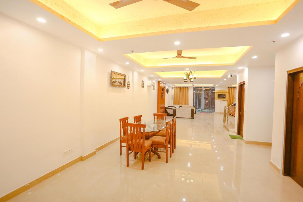 Fabexpress Taj Residency Near Yashobhoomi Convention Centre Hotel Delhi  Luaran gambar