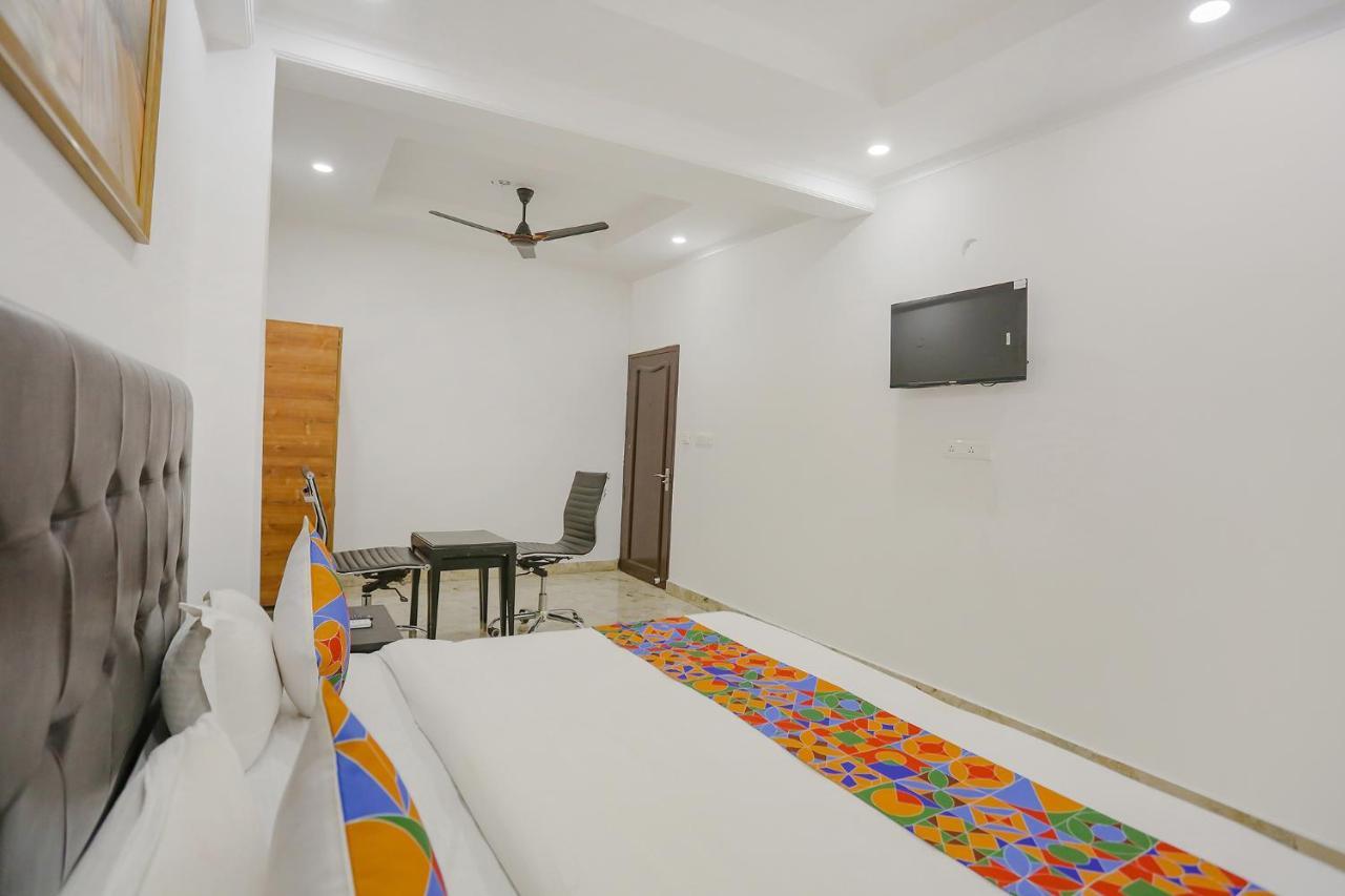 Fabexpress Taj Residency Near Yashobhoomi Convention Centre Hotel Delhi  Luaran gambar